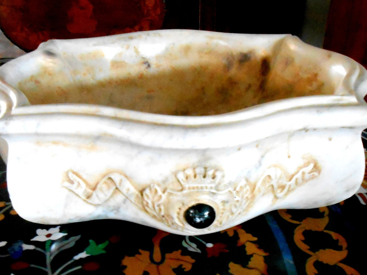 PICCOLA ACQUASANTIERA IN MARMO