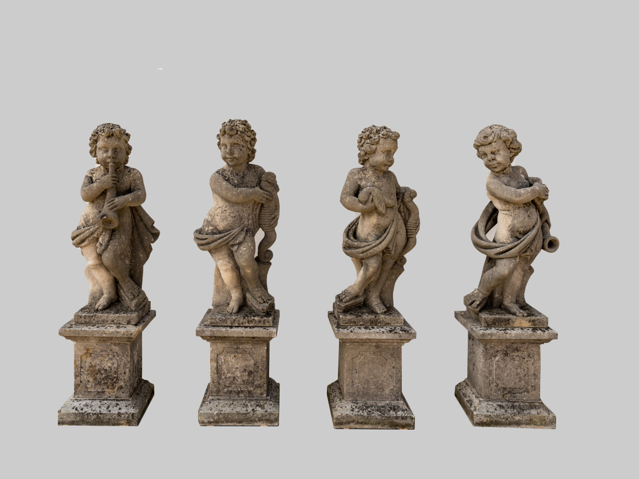 Gruppo di 4 putti in pietra di Vicenza